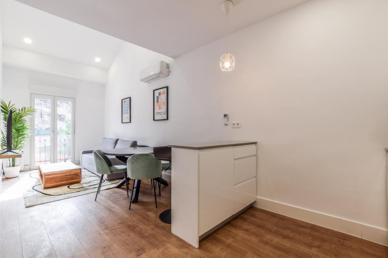 Apartamentos Reformados En Vallecas Madrid Buitenkant foto